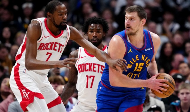 kaiyun-3胜8负，无奈净输86分！坐拥超级阵容却人见人欺，还不如趁早散伙